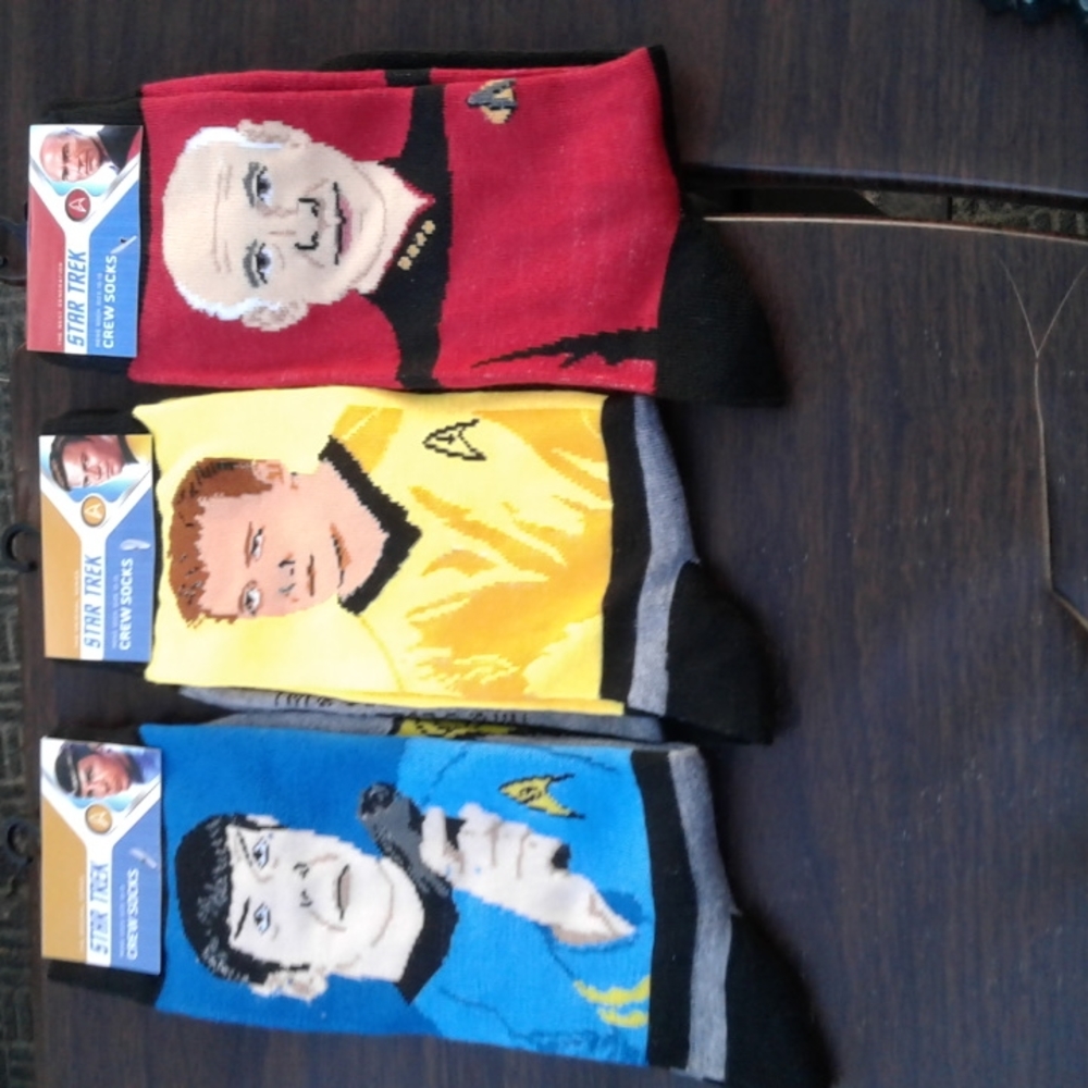 Three pairs of Star Trek men's Crow socks size 10-13